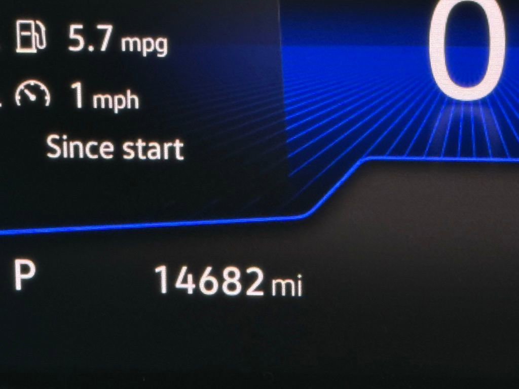 Certified 2022 Volkswagen Taos SE image 13