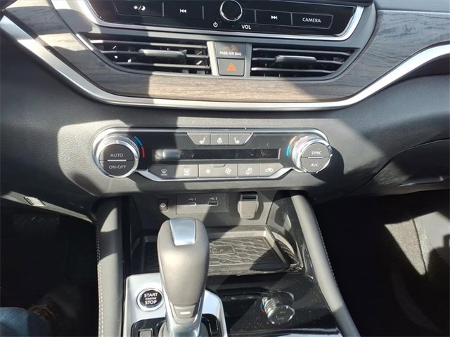 New 2025 Nissan Altima 2.5 SL image 15