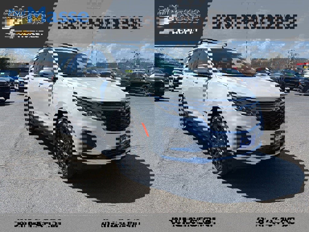 Certified 2022 Chevrolet Equinox RS w/ RS Leather Package image 3