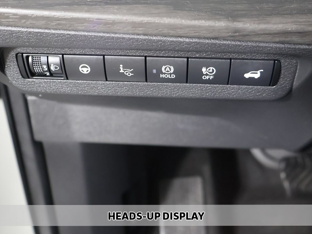 Used 2024 Nissan Ariya AWD image 8