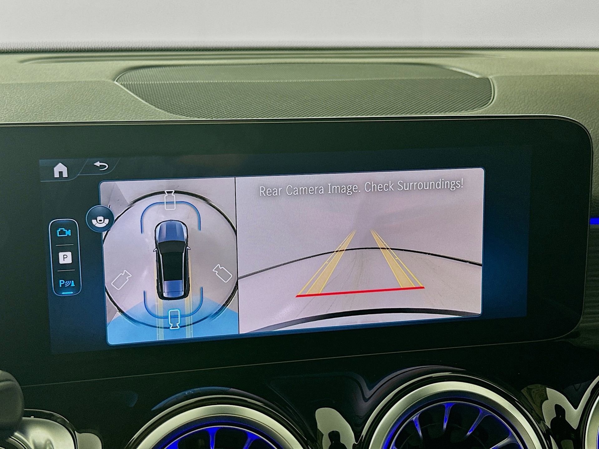 New 2026 Mercedes-Benz GLB 250 4MATIC image 14