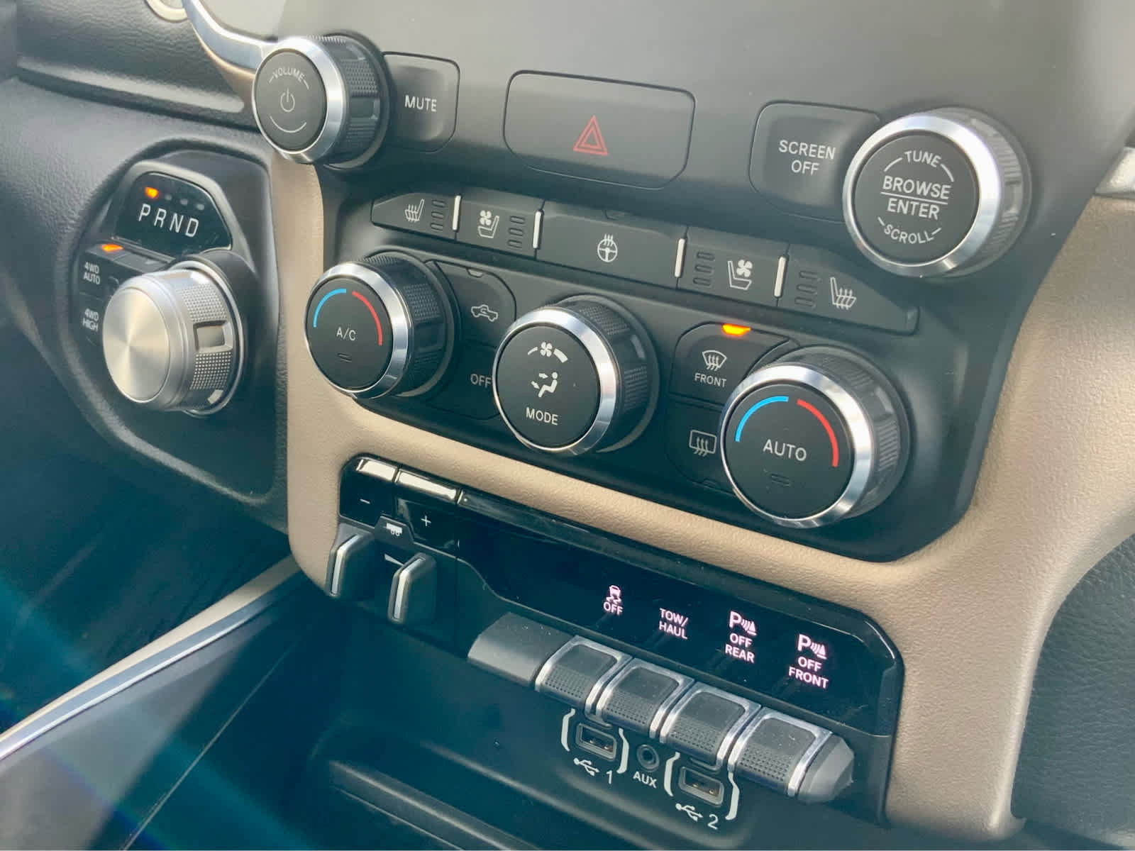 Used 2022 RAM 1500 Laramie image 46