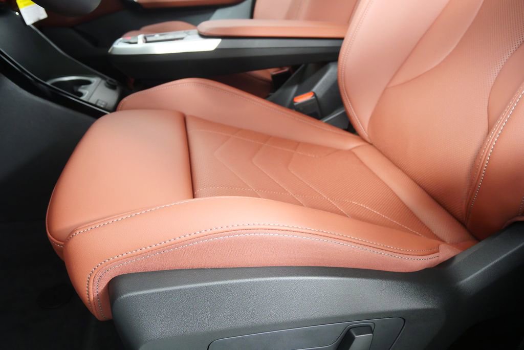 Used 2026 BMW X1 xDrive28i w/ Technology Package image 10