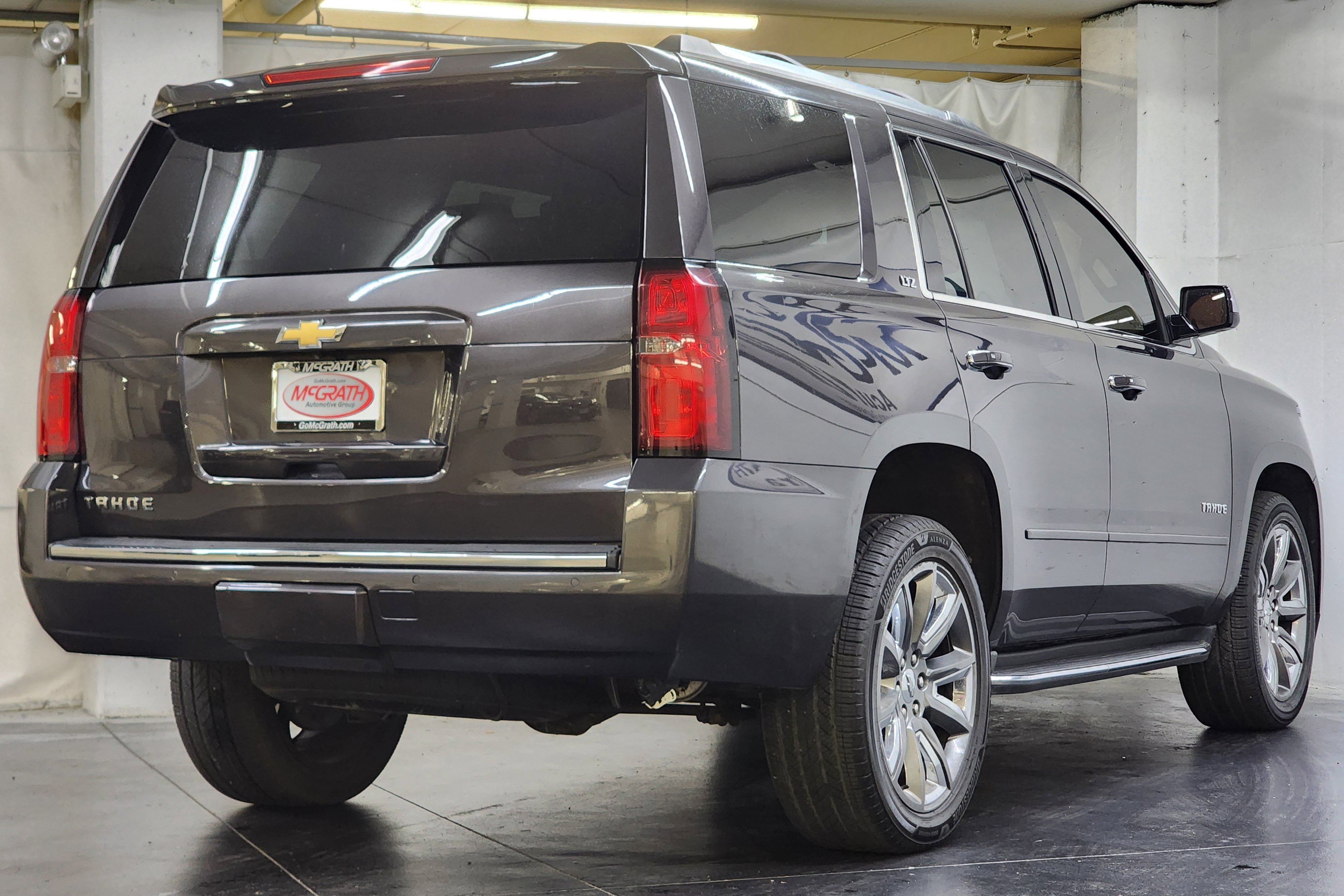 Used 2016 Chevrolet Tahoe LTZ AWD/4WD image 5