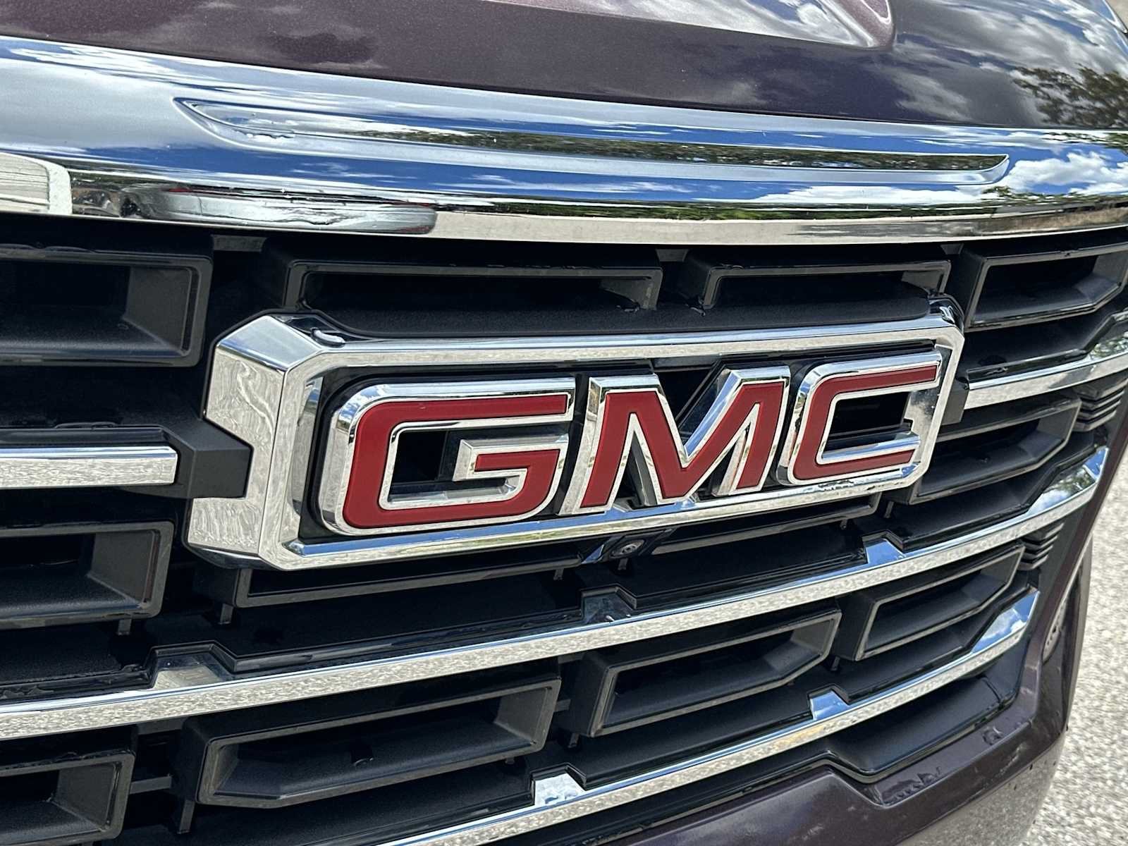 Certified 2024 GMC Acadia Elevation AWD/4WD image 10