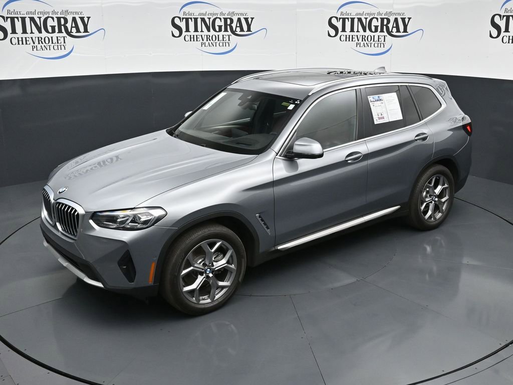 Used 2024 BMW X3 xDrive30i w/ Premium Package image 11