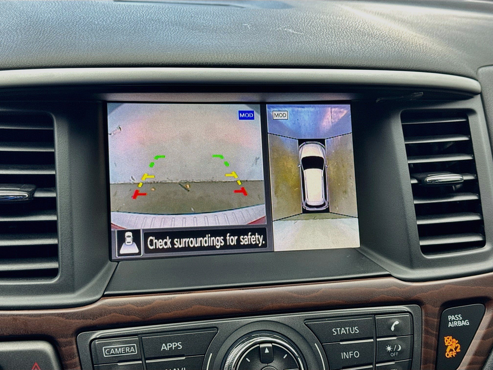 Used 2019 Nissan Pathfinder Platinum w/ Cargo Package FWD image 10