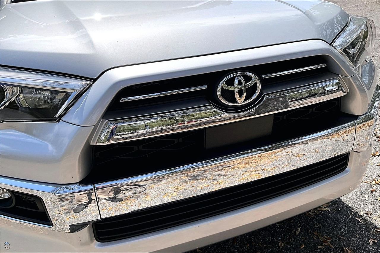 Used 2021 Toyota 4Runner Limited image 29