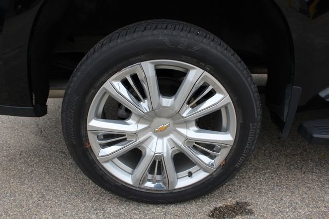 Used 2023 Chevrolet Silverado 1500 High Country w/ High Country Premium Package image 47