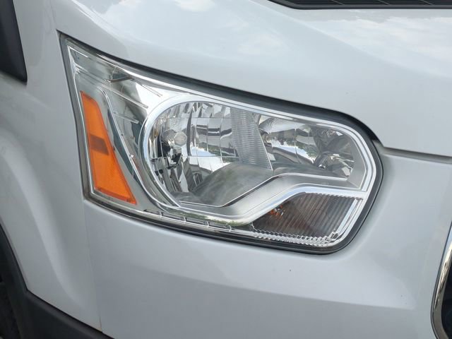 Used 2016 Ford Transit 250 130 Low Roof w/ Exterior Upgrade Package RWD image 5