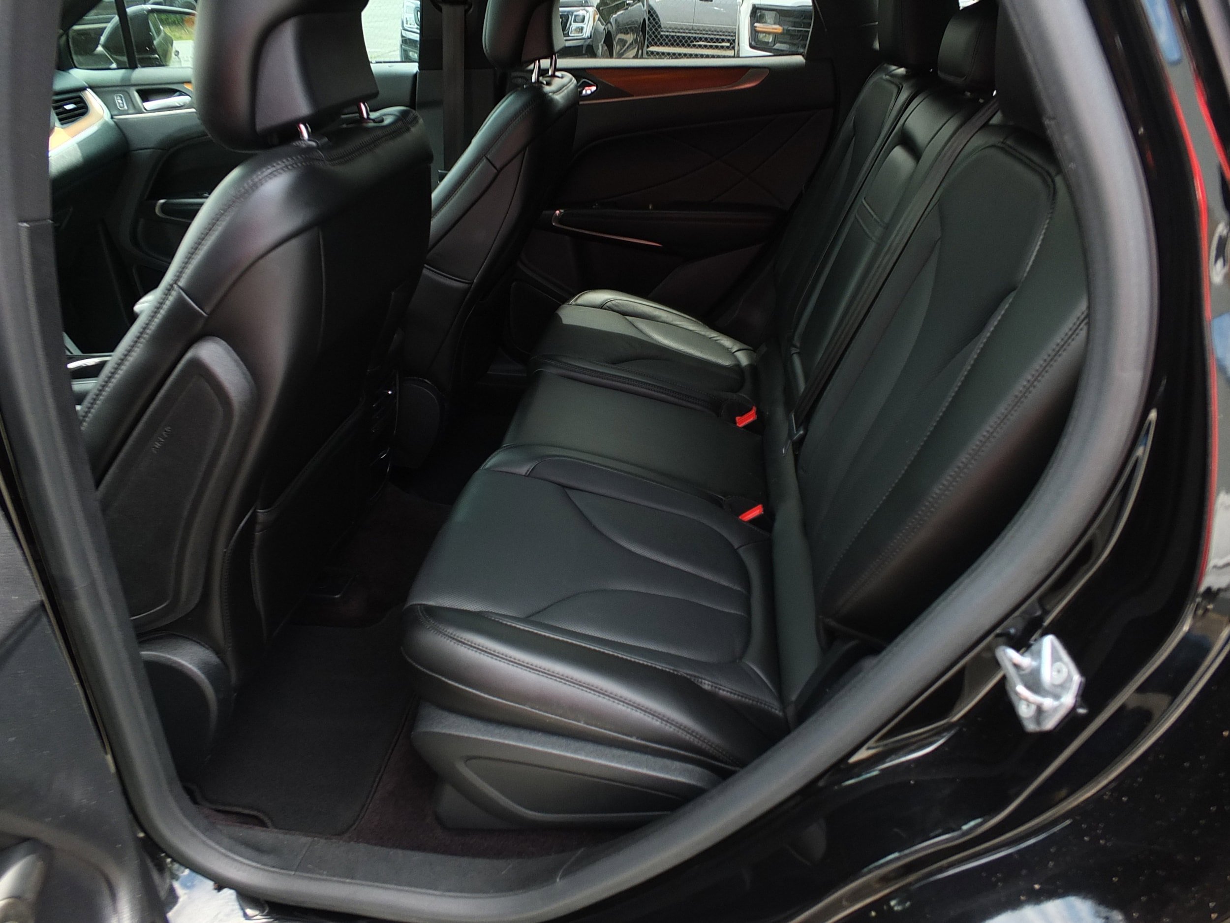 Used 2017 Lincoln MKC Reserve FWD image 13