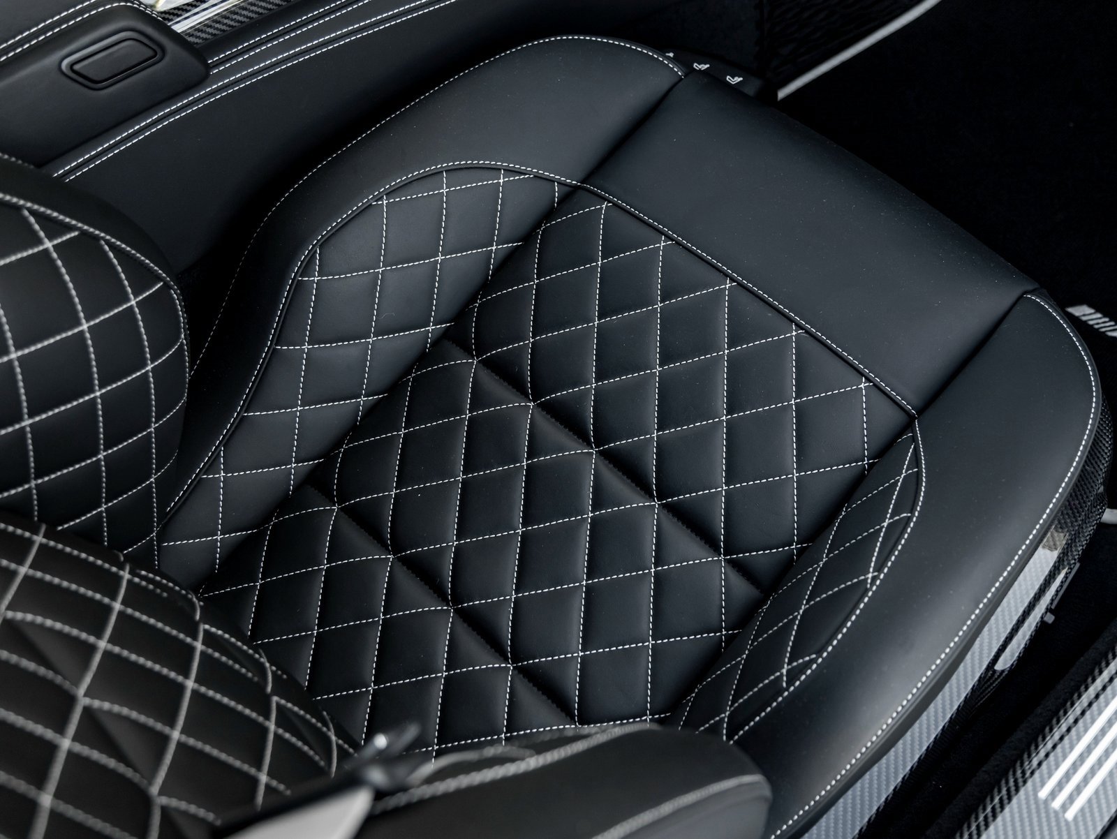 Used 2015 Mercedes-Benz SLS AMG GT Final Edition image 27