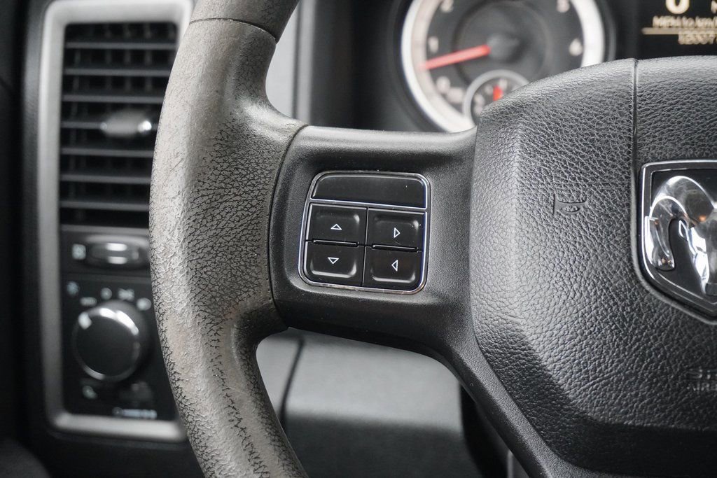 Used 2015 RAM 1500 ST w/ SXT Appearance Group image 10
