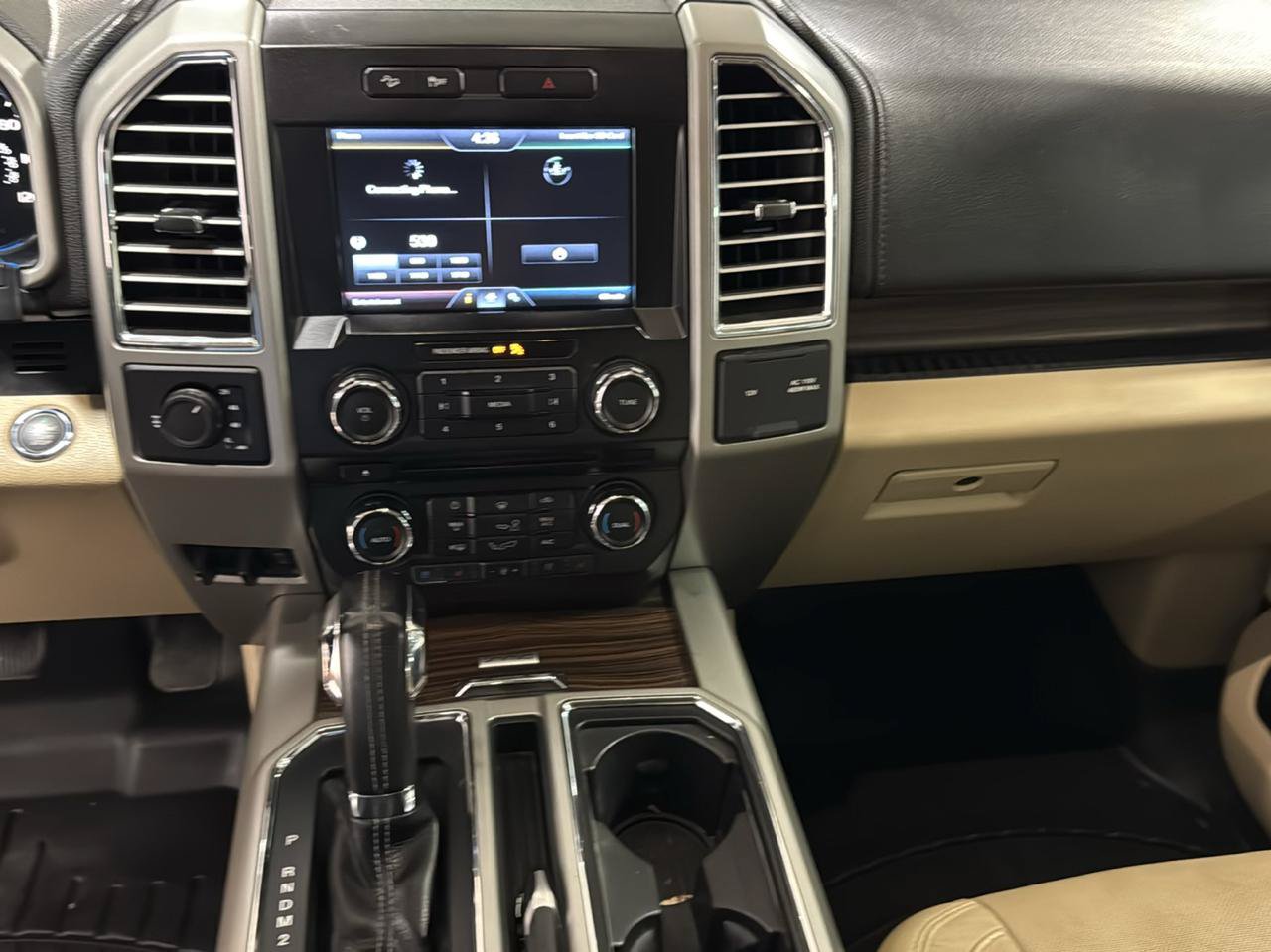 Used 2015 Ford F150 Lariat AWD/4WD image 20