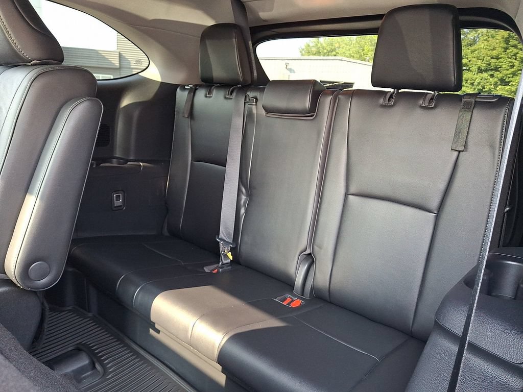 Used 2021 Toyota Highlander Limited AWD/4WD image 12