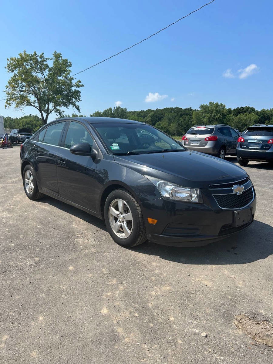 Used 2011 Chevrolet Cruze LT FWD image 6