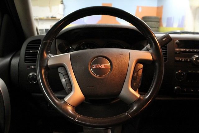 Used 2014 GMC Sierra 3500 SLE w/ SLE Preferred Package AWD/4WD image 19