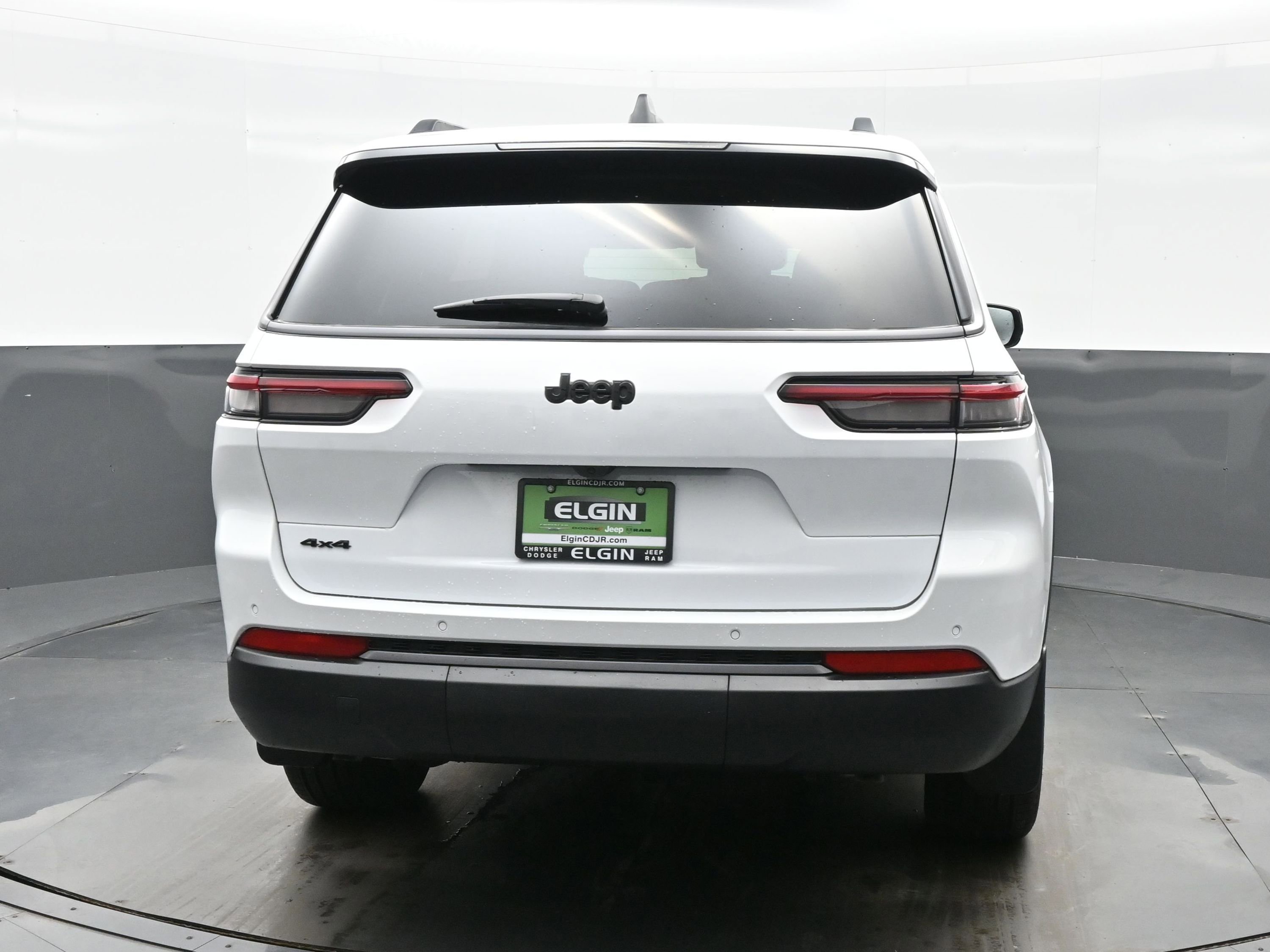 New 2026 Jeep Grand Cherokee L Limited w/ Limited Altitude Package AWD/4WD image 5