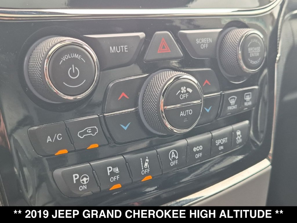 Used 2019 Jeep Grand Cherokee High Altitude AWD/4WD image 24