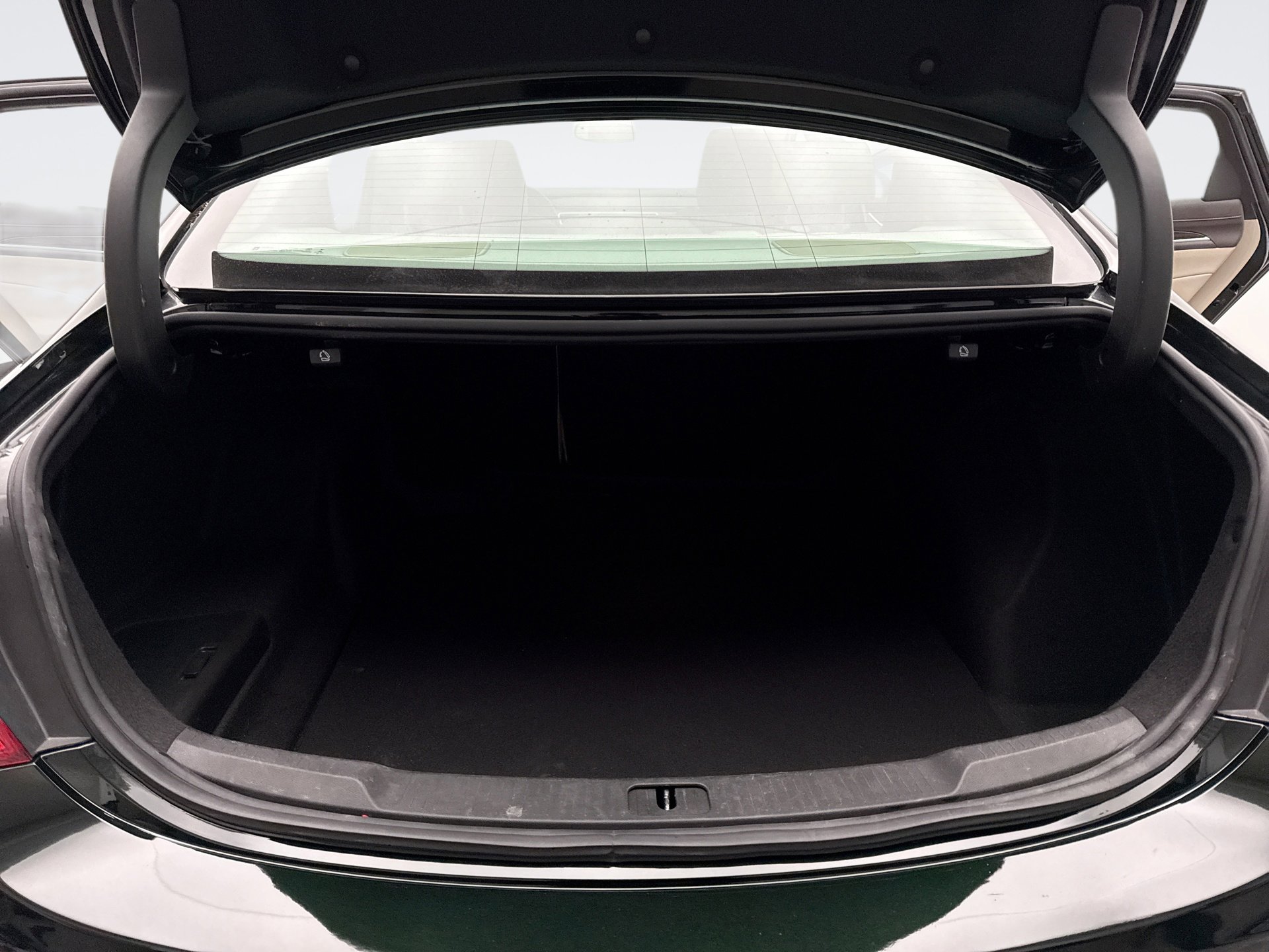 Used 2017 Buick LaCrosse Essence w/ Sights and Sounds Package image 22