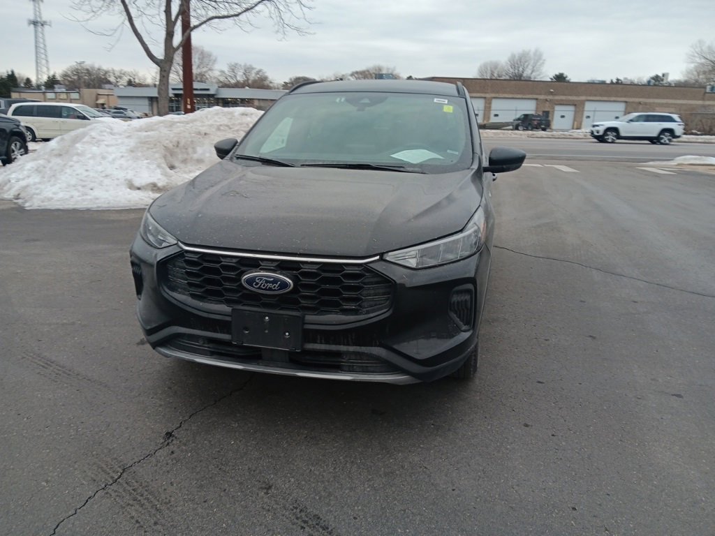 Used 2025 Ford Escape ST-Line image 18