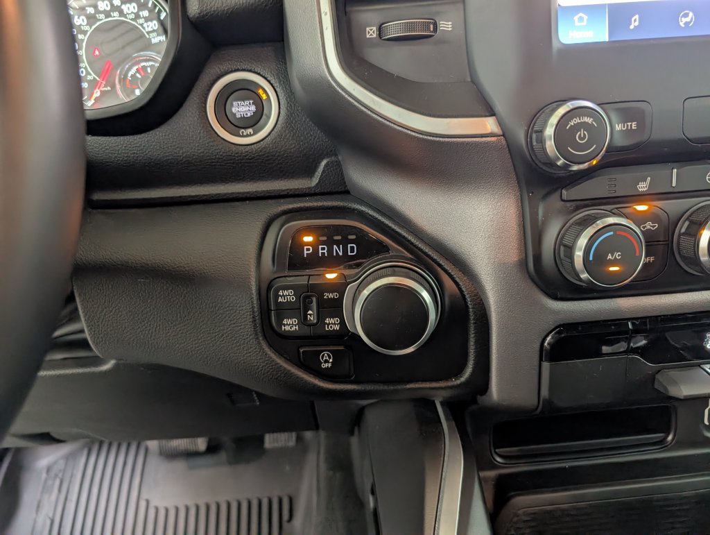 Used 2023 RAM 1500 Big Horn AWD/4WD image 24