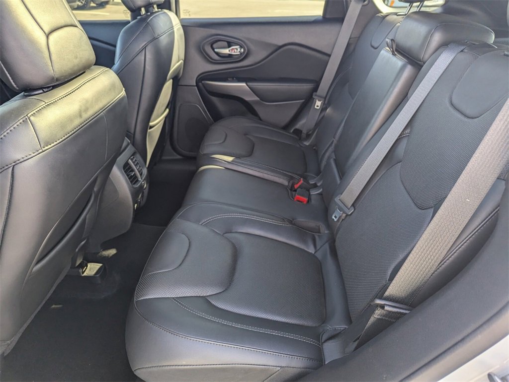 Used 2021 Jeep Cherokee Limited w/ Elite Package image 18