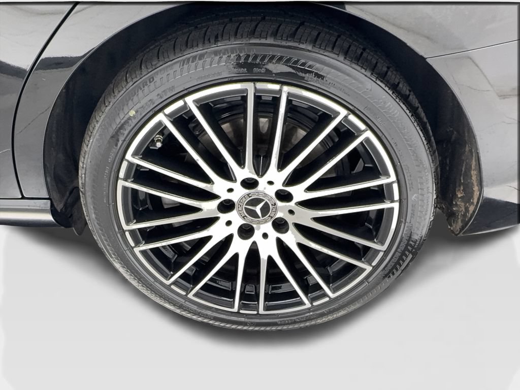 Used 2023 Mercedes-Benz C 300 Sedan image 12
