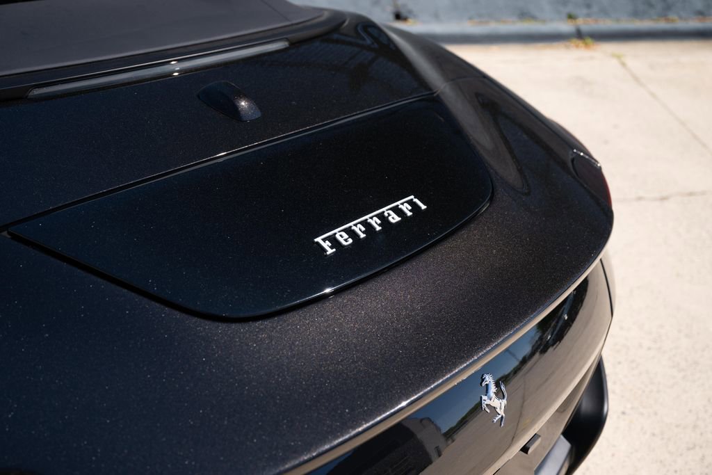 Used 2025 Ferrari Roma Spider image 22