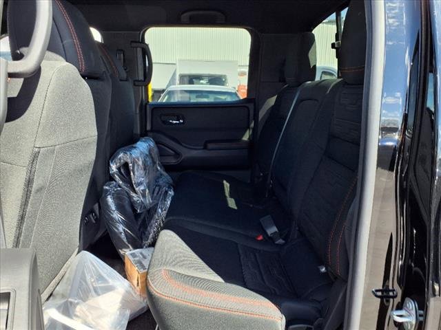 New 2025 Nissan Frontier PRO-4X w/ Pro Convenience Package image 5