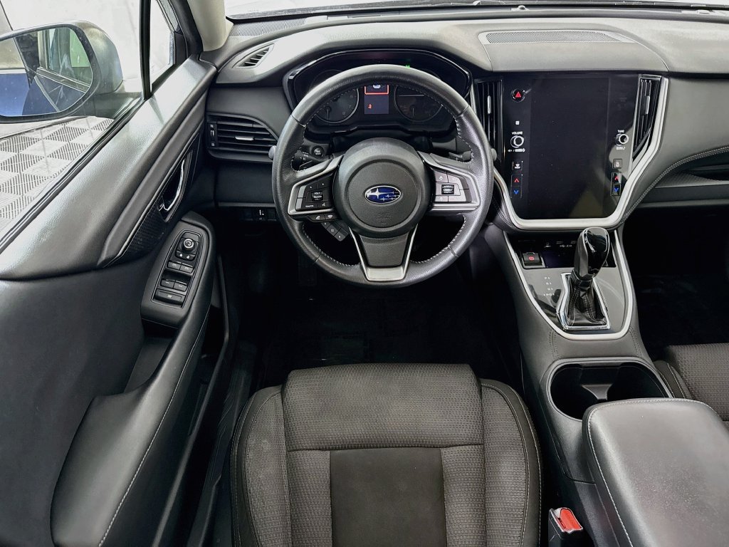 Used 2020 Subaru Outback Premium AWD/4WD image 3