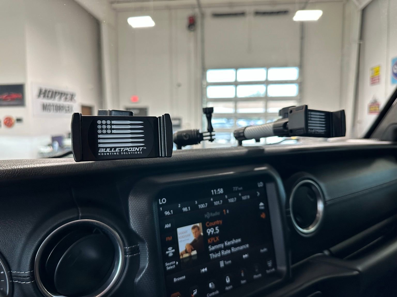 Used 2021 Jeep Gladiator Overland w/ Popular Equipment Package AWD/4WD image 38