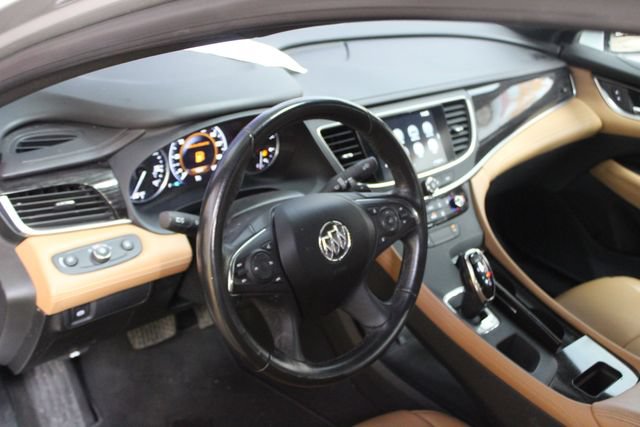 Used 2017 Buick LaCrosse Essence FWD image 14