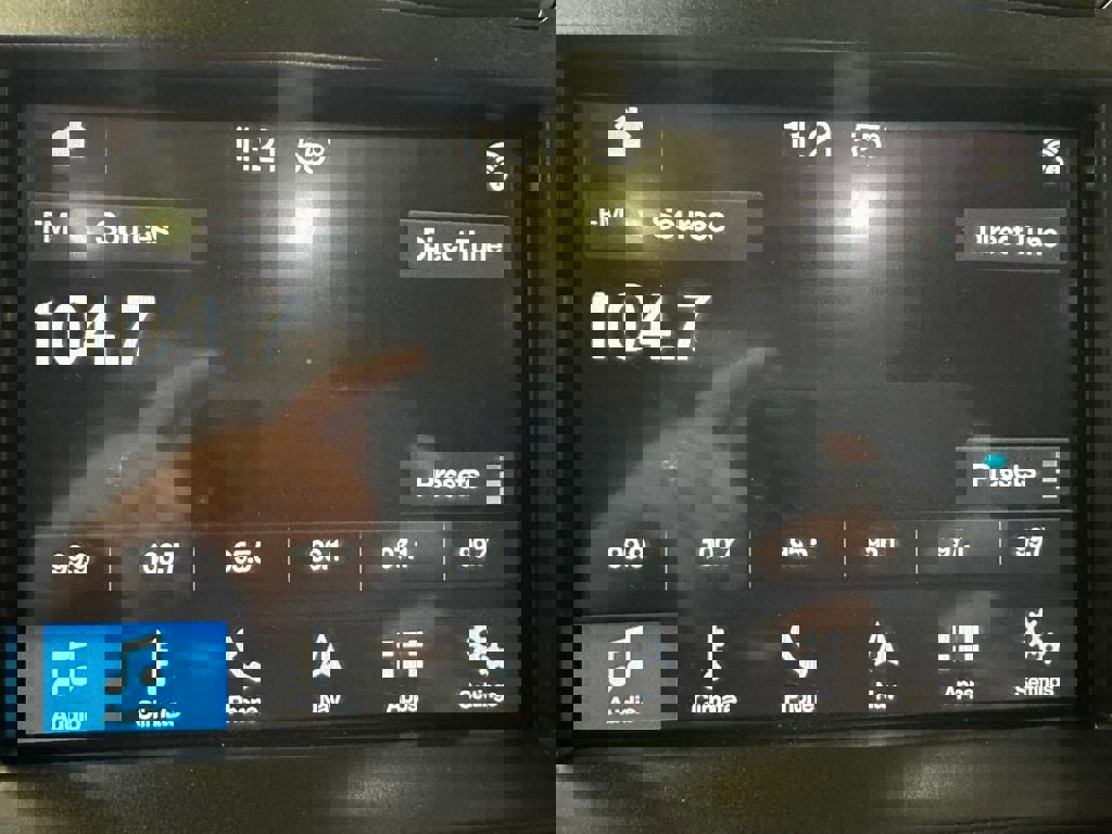 Used 2018 Ford F150 Platinum w/ Equipment Group 701A Luxury image 26