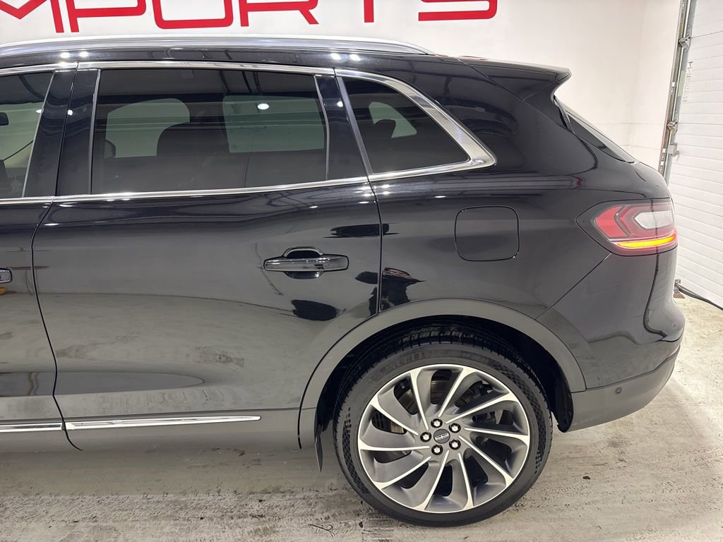 Used 2022 Lincoln Nautilus Reserve w/ Equipment Group 201A AWD/4WD image 6