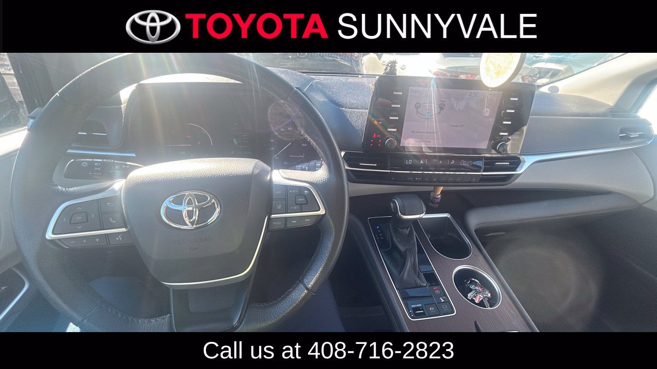 Used 2022 Toyota Sienna XLE AWD/4WD image 4
