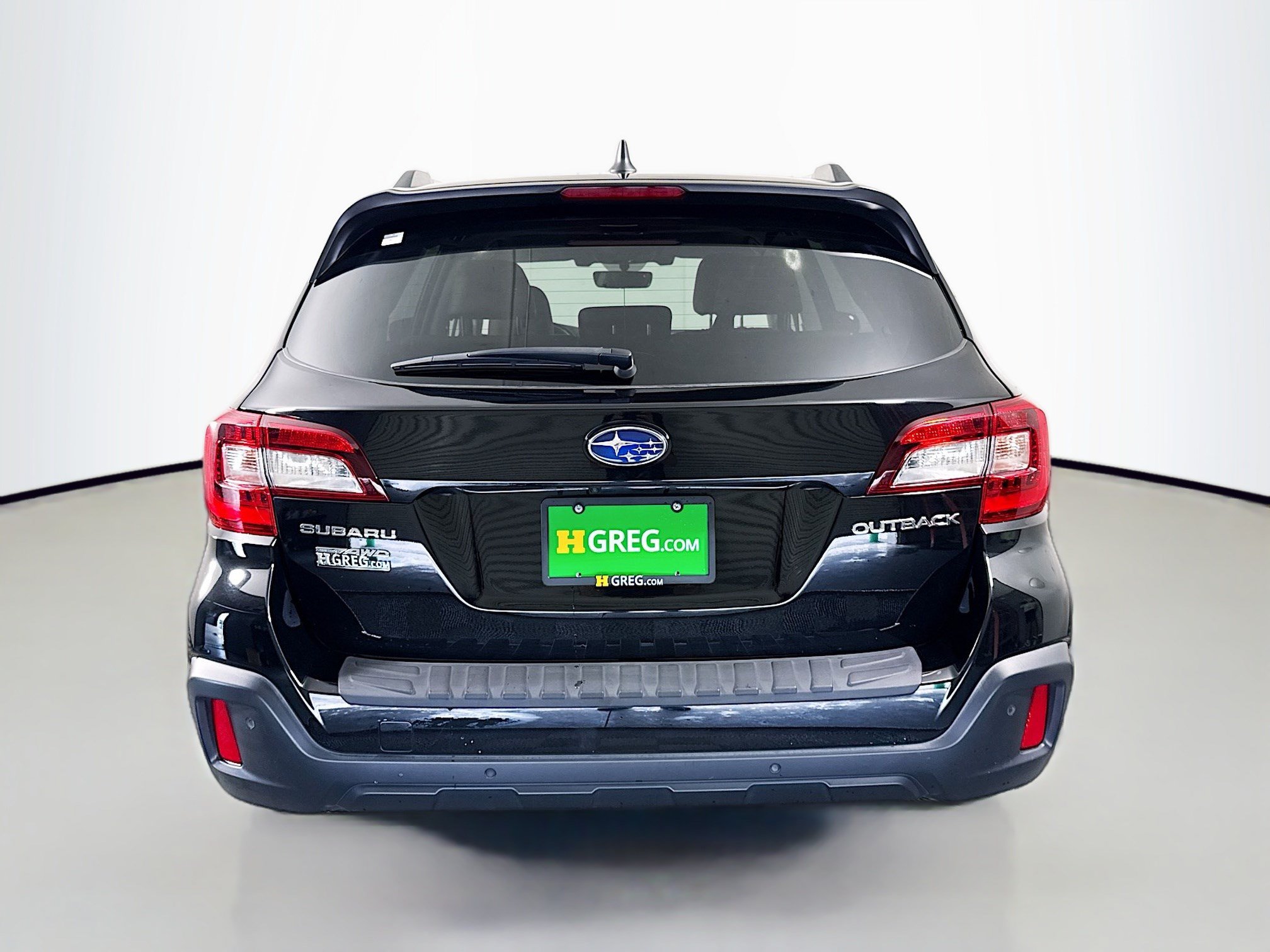 Used 2018 Subaru Outback 2.5i Touring AWD/4WD image 8