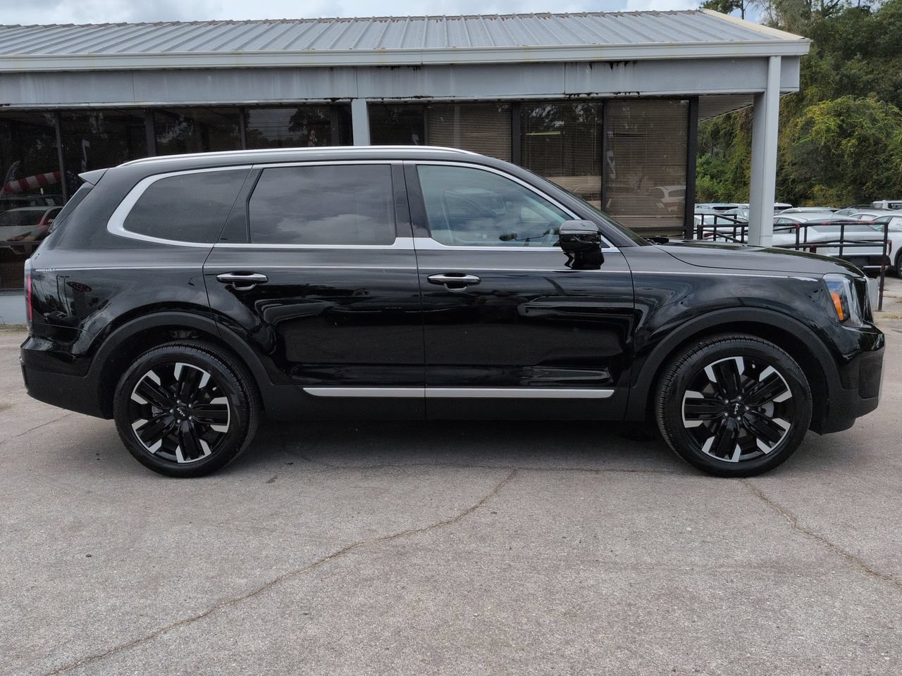 Certified 2024 Kia Telluride SX FWD image 4