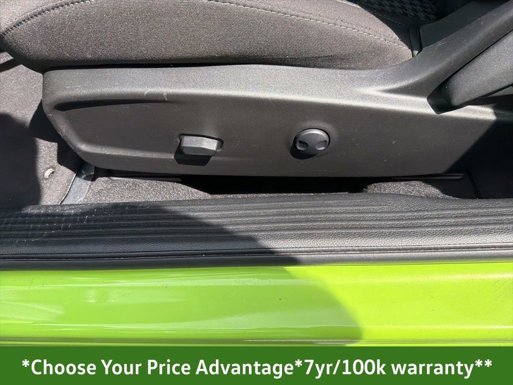 Certified 2023 Dodge Challenger SXT w/ Blacktop Package image 25