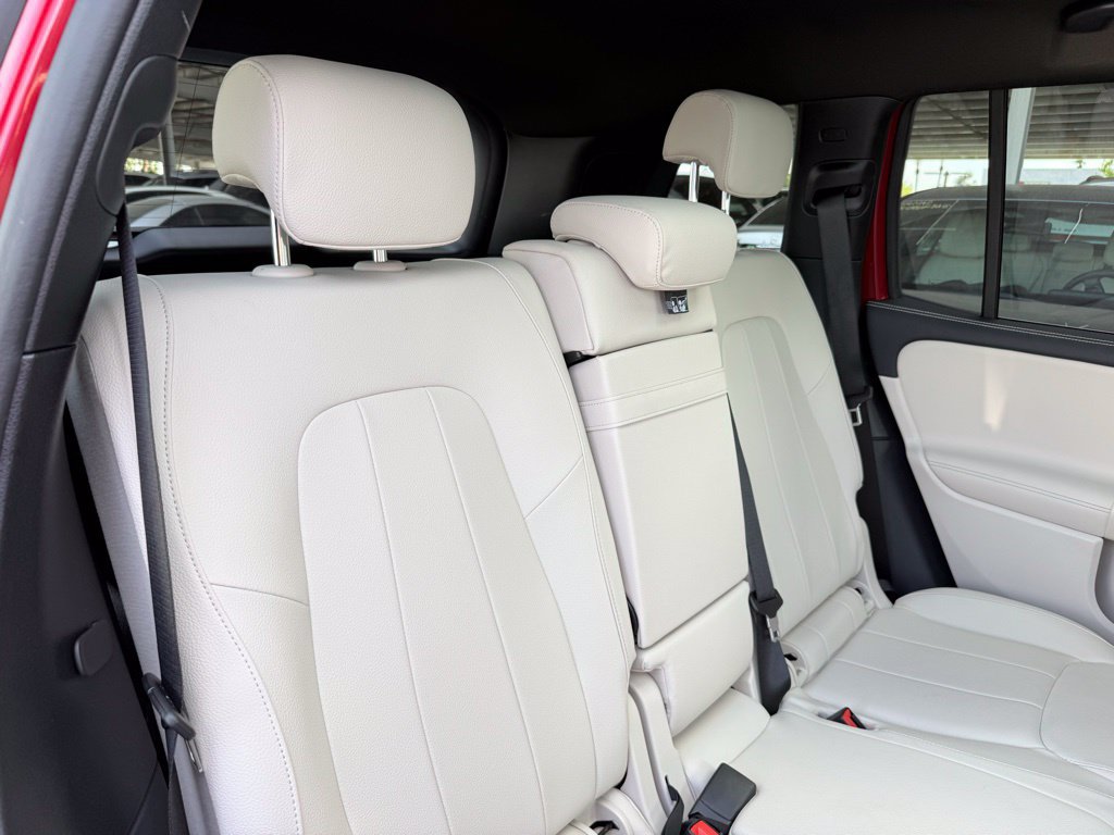 Used 2026 Mercedes-Benz GLB 250 image 13