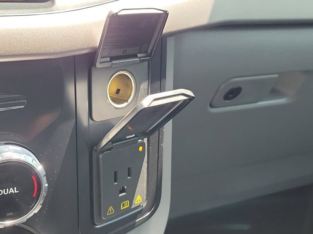 Used 2024 Ford F150 XLT w/ Mobile Office Package RWD image 34