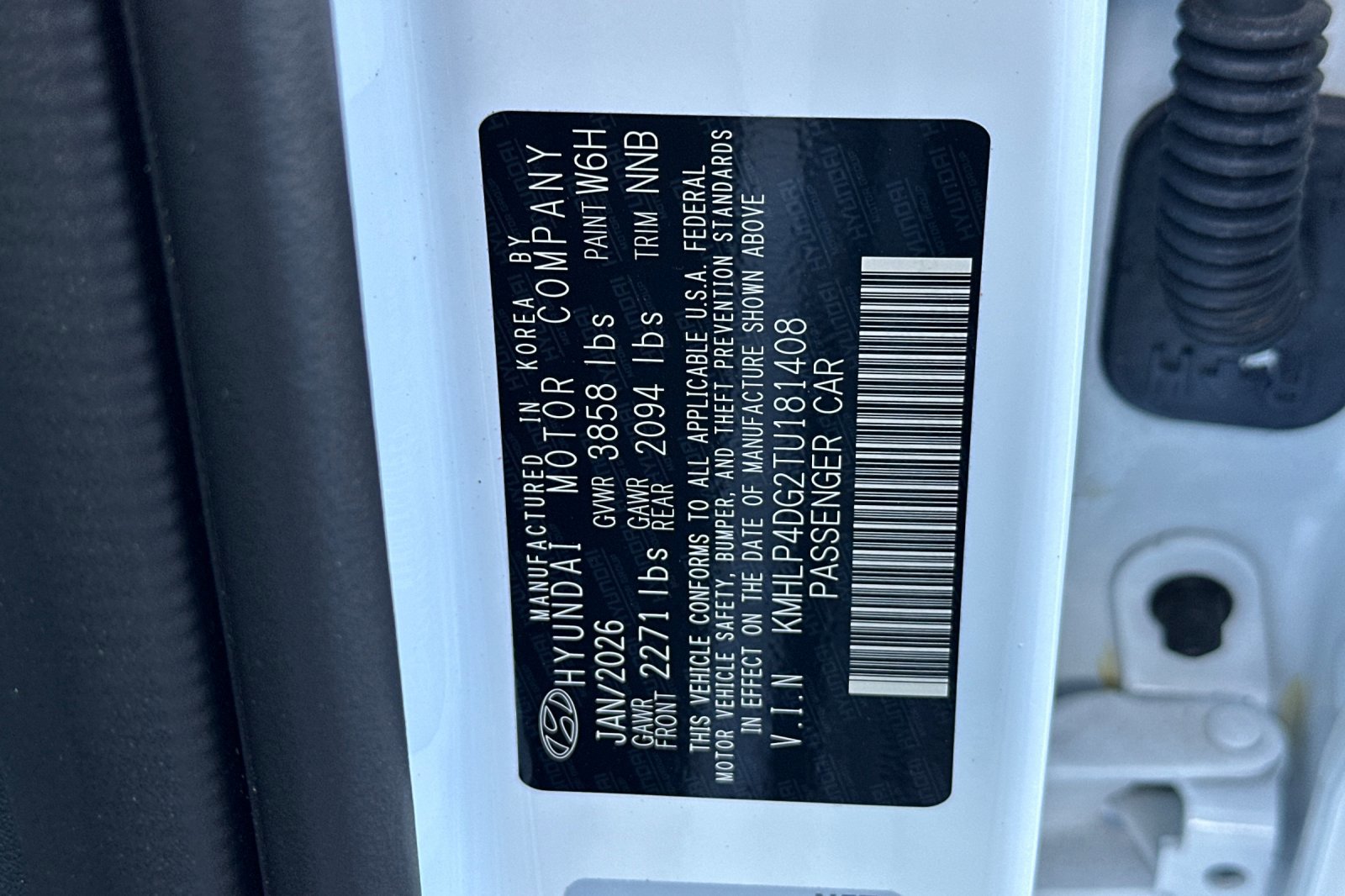 New 2026 Hyundai Elantra Limited FWD image 28