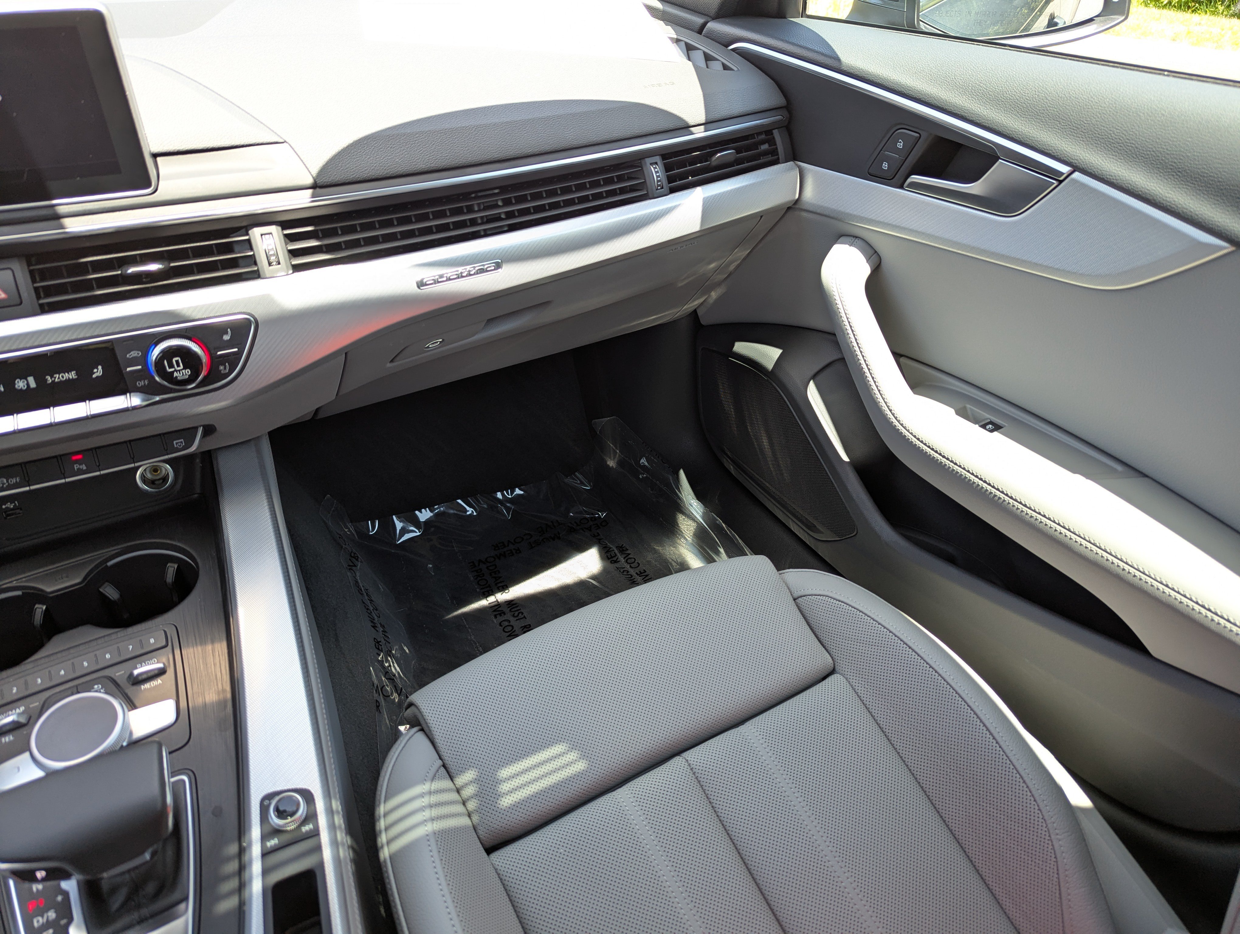 Used 2019 Audi A4 2.0T Premium Plus w/ Premium Plus Package AWD/4WD image 17