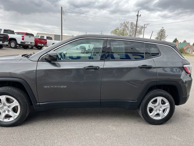 Used 2022 Jeep Compass Sport image 8
