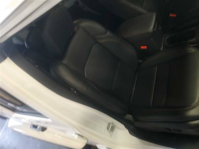 Used 2025 Jeep Wrangler Unlimited Sahara w/ Safety Group AWD/4WD image 12