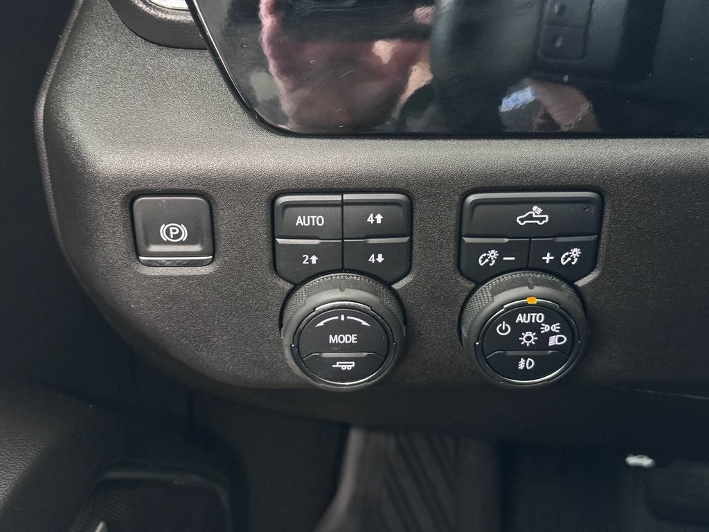 Certified 2024 Chevrolet Silverado 1500 RST w/ True North Edition Plus AWD/4WD image 27