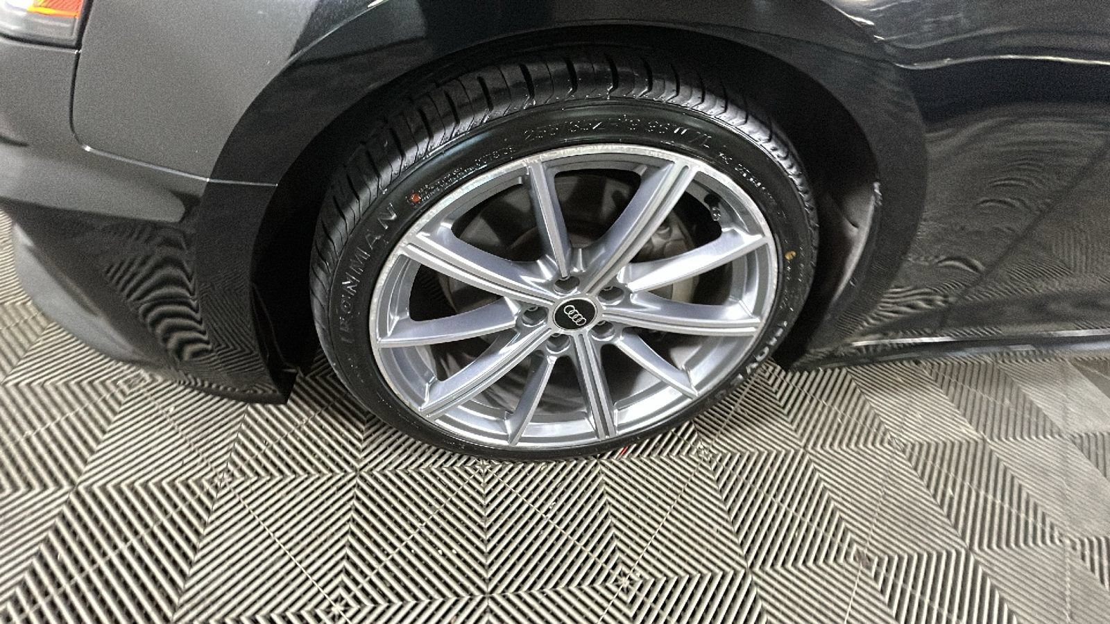 Used 2025 Audi A5 2.0T Premium Plus AWD/4WD image 9