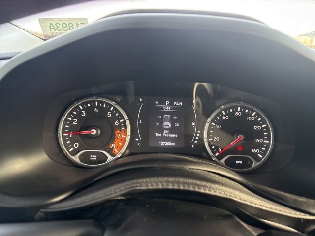 Used 2017 Jeep Renegade Sport w/ Power & Air Group image 28