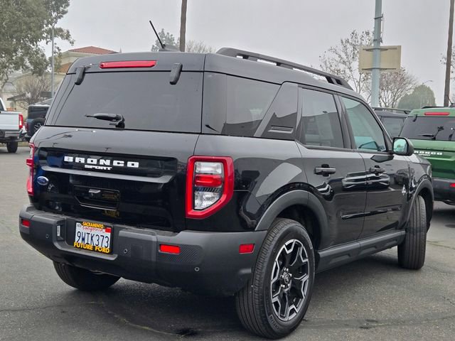 New 2025 Ford Bronco Sport Outer Banks image 3