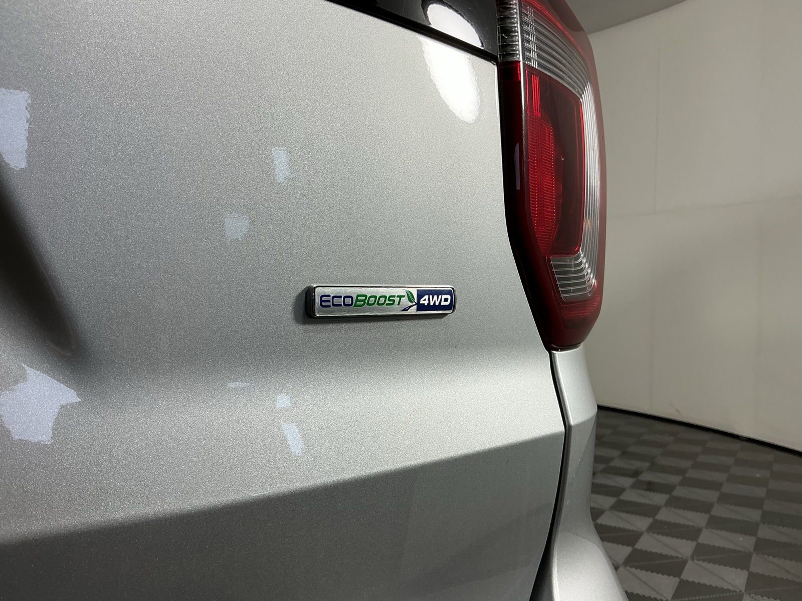 Used 2018 Ford Explorer Sport w/ Equipment Group 401A image 6